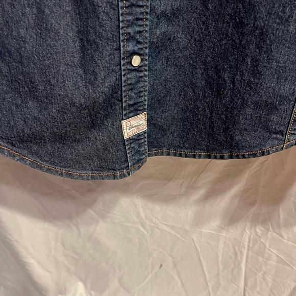 EUC Levi’s Strauss signature. Size Large. - Picture 2 of 9